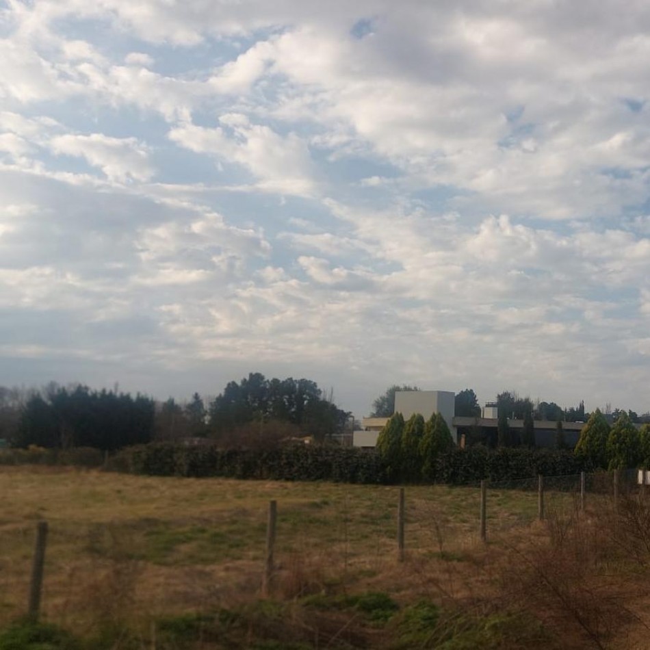 LOTE A 300 METROS DE ACCESO PRINCIPAL