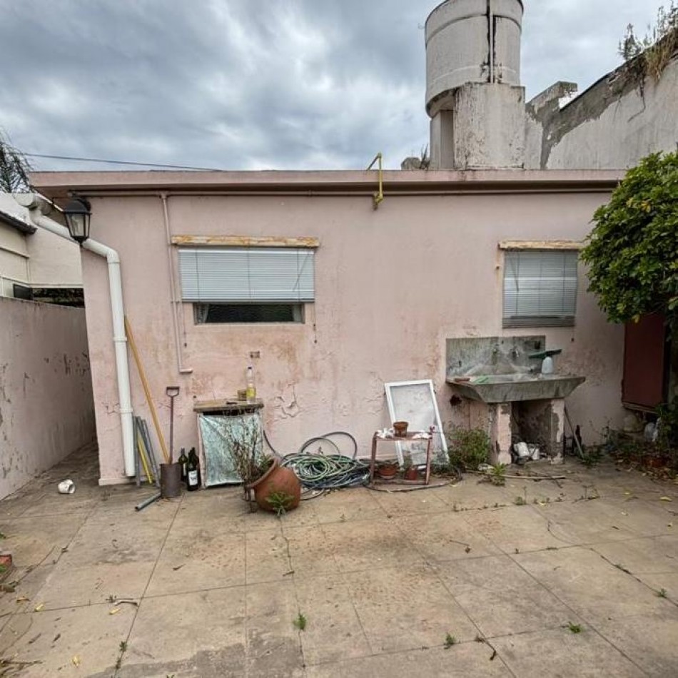 CASA CON GRAN POTENCIAL EN VENTA