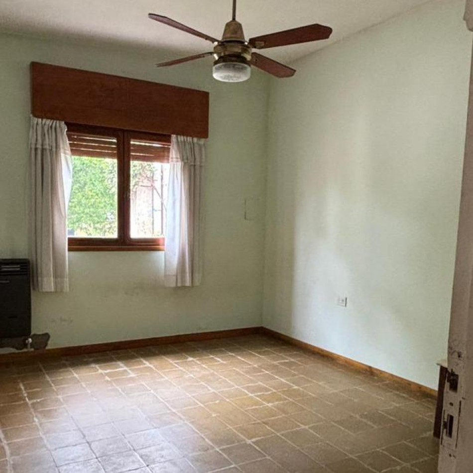 CASA CON GRAN POTENCIAL EN VENTA