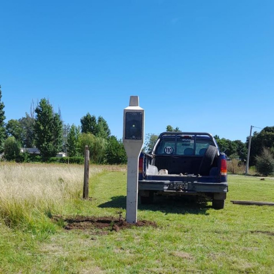 LOTE EN ESQUINA CON PROYECTO DE VIVIENDA FAMILIAR