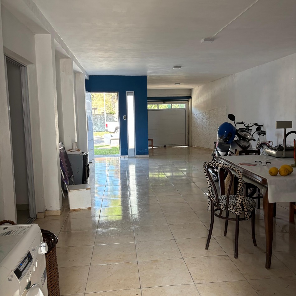 CASA EN VENTA CON QUINCHO Y GRAN PATIO