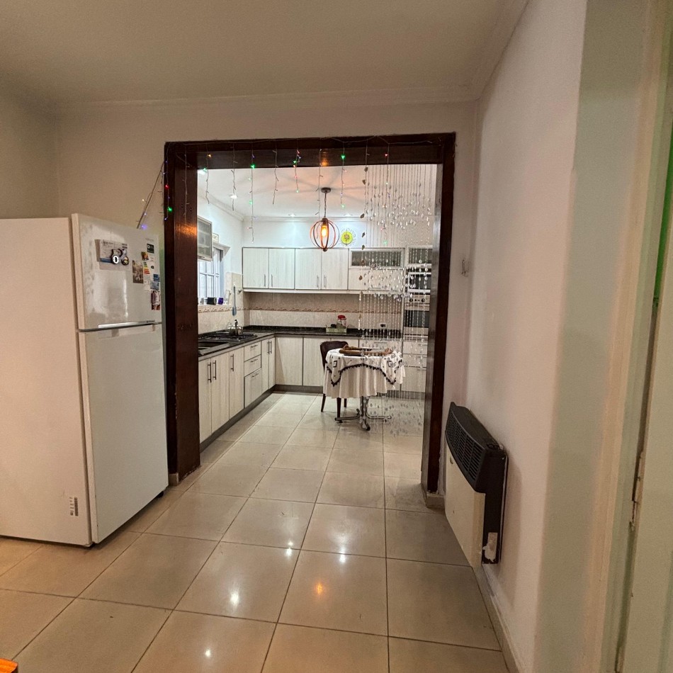 CASA EN VENTA CON QUINCHO Y GRAN PATIO