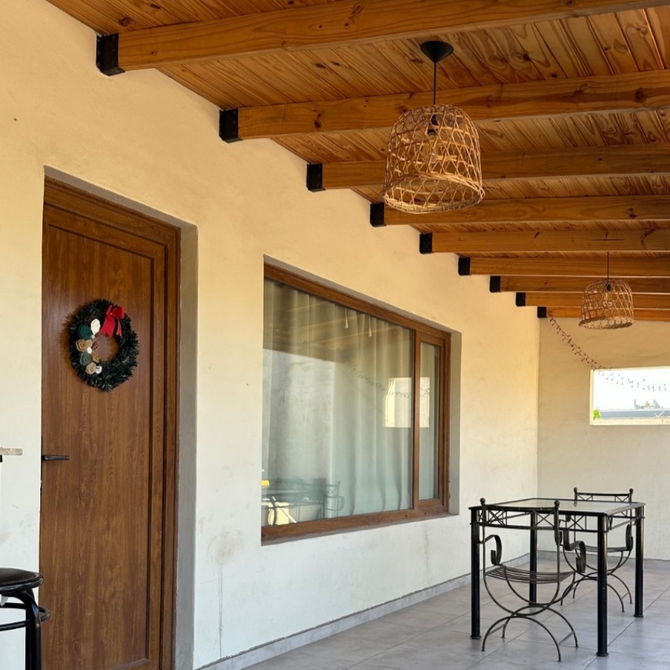 CASA QUINTA A ESTRENAR CON PILETA EN VENTA