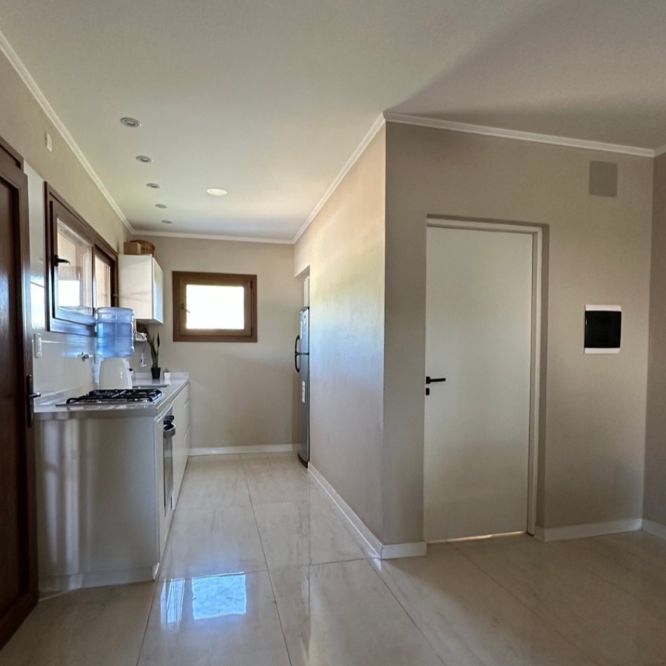 CASA QUINTA A ESTRENAR CON PILETA EN VENTA