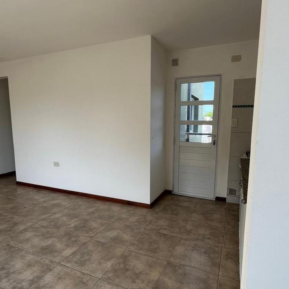 DEPARTAMENTO EN PLANTA ALTA EN VENTA