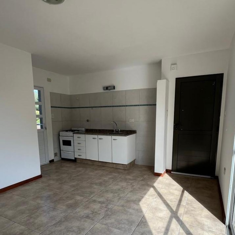 DEPARTAMENTO EN PLANTA ALTA EN VENTA